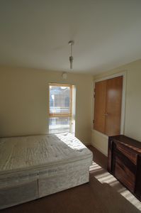 Photo 5- click for photo gallery